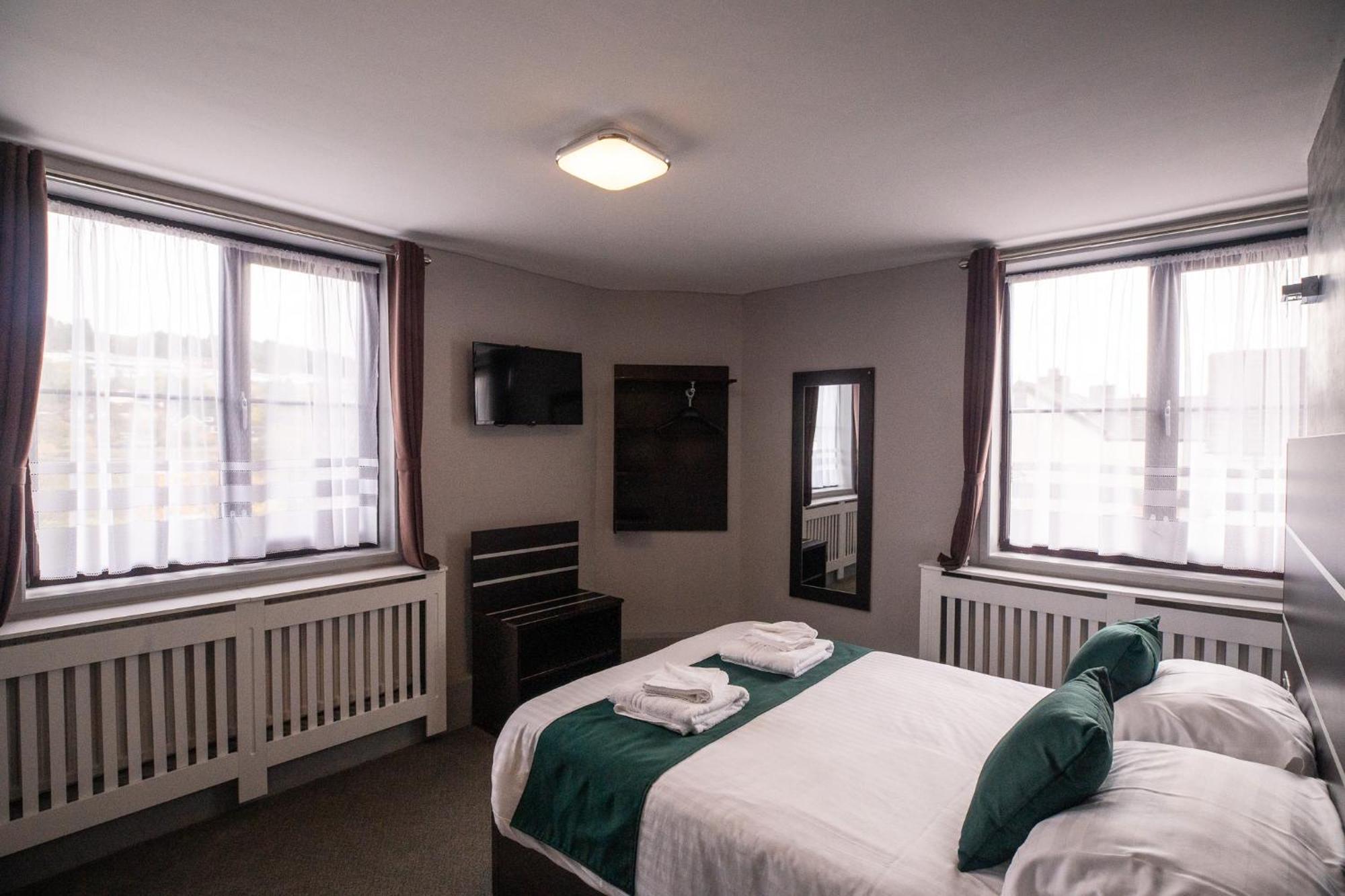Best Western Ebbw Vale Exterior foto
